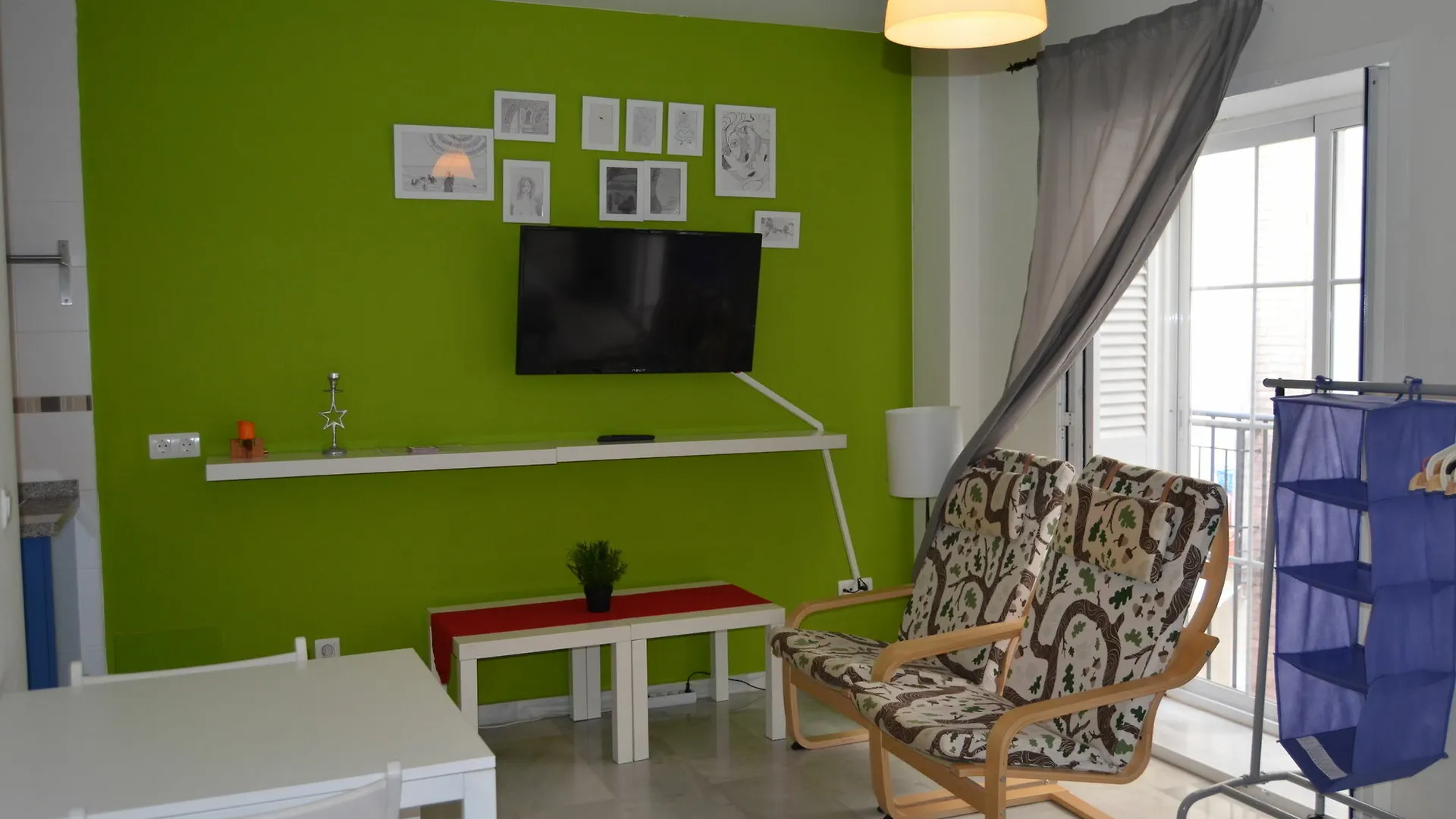 Apartamentos Canasteros Malaga Apartment